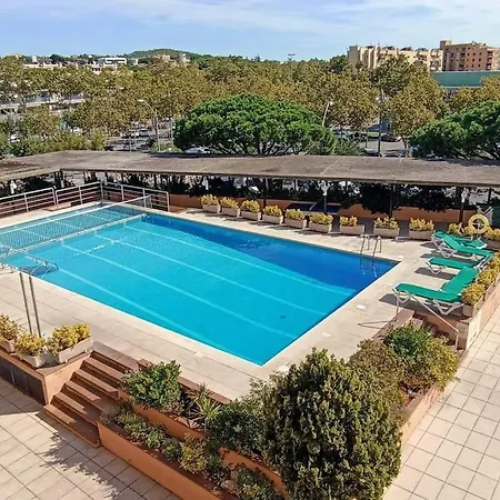 Centrico Playa De Aro Con Piscina. *