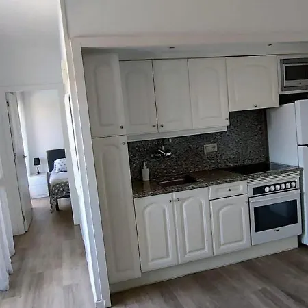 Céntrico Playa De Aro Con Piscina. Apartamento *