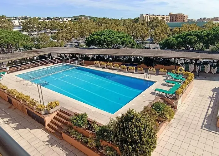 Centrico Playa De Aro Con Piscina. *